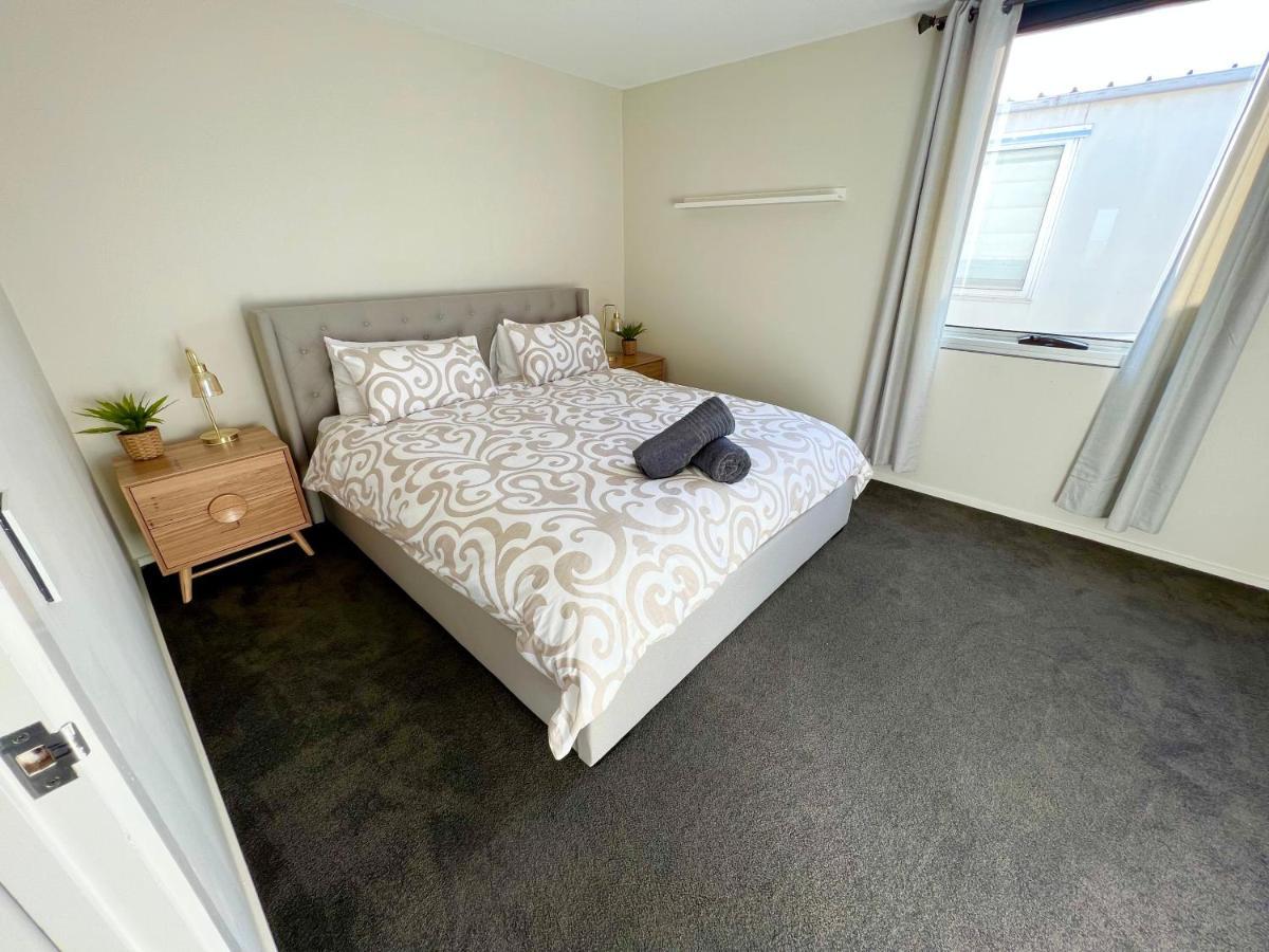Luxury St Kilda Townhouse In The Sky Apartment Melbourne Bagian luar foto